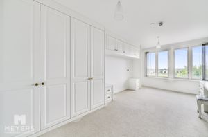 Photo 18- click for photo gallery